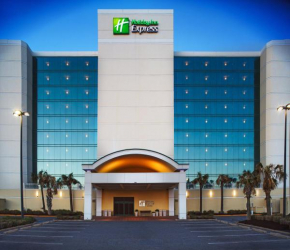 Holiday Inn Express Hotel & Suites Virginia Beach Oceanfront, an IHG Hotel
